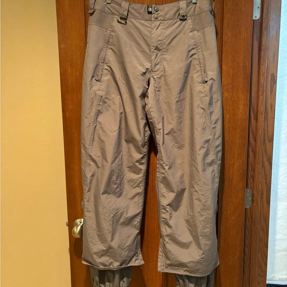 Burton Ski shell and pants - Picture 2 of 15